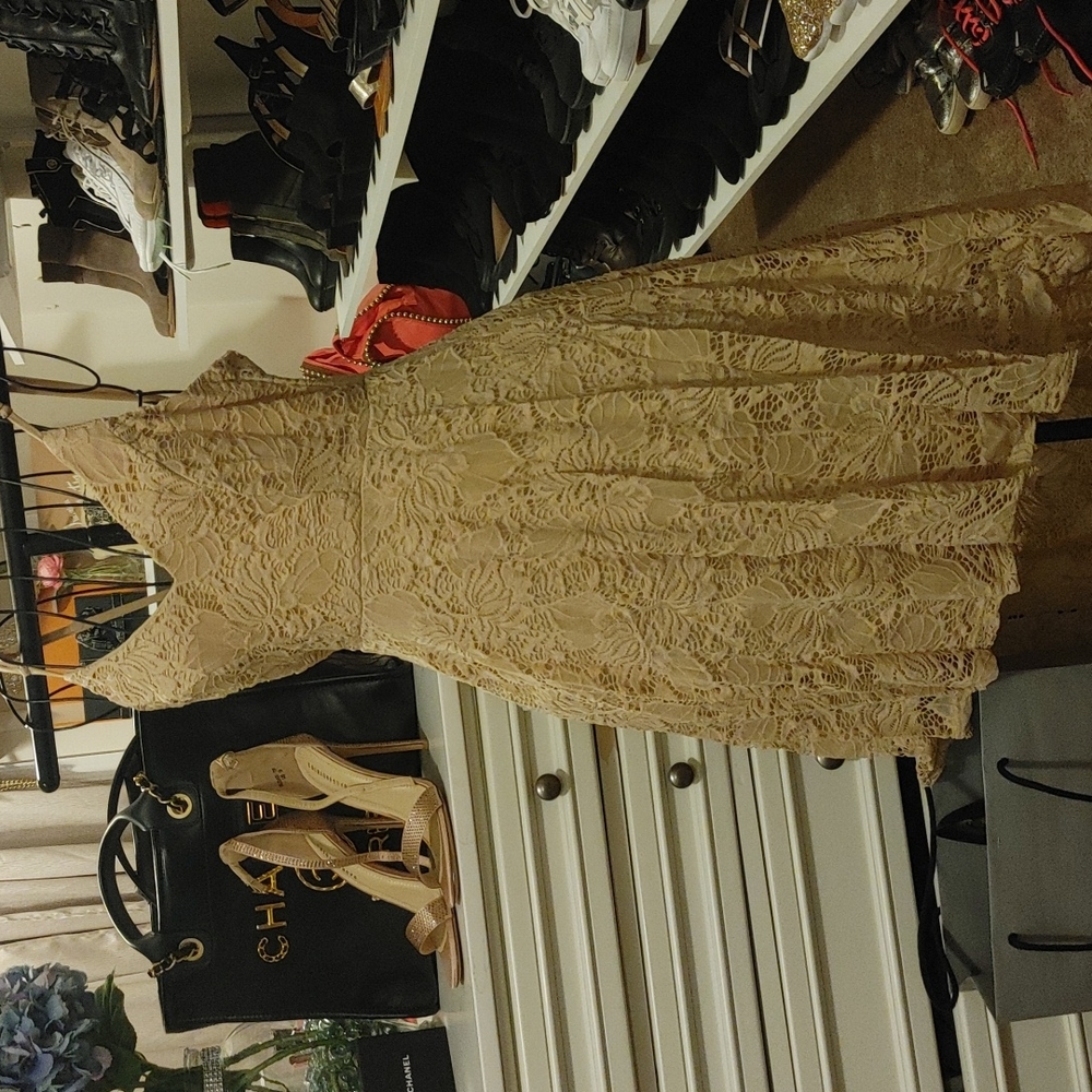 Lace dress with train